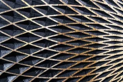 Design Sideboard ILLUSION 180cm schwarz Mangoholz Massivholz mit 3D Schnitzereien gold Eisen Metallgestell