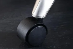 Höhenverstellbarer Bürostuhl YOGA schwarz Butterfly-Mechanik drehbar mit Armlehne