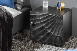 Massiver Nachttisch SCORPION 50cm schwarz Mangoholz Beistelltisch mit 3D Schnitzereien