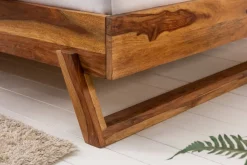 Massives Baumstamm Bett AMAZONAS 180x200cm braun Sheeshamholz stone finish