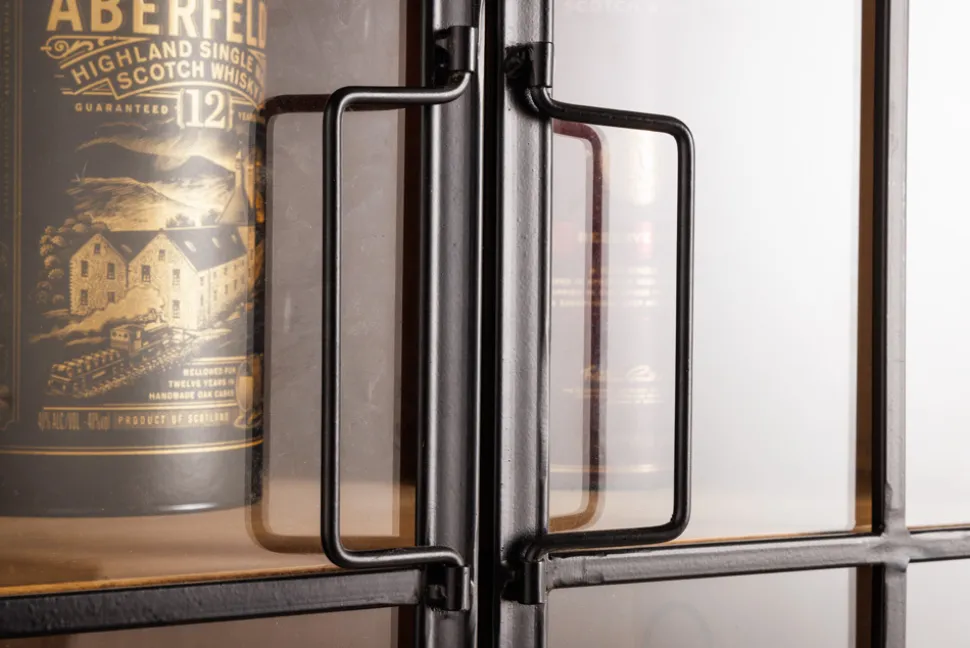 Massive Vitrine SEVEN SEAS 150cm natur Pinie Industrial-Türen Metall Barschrank