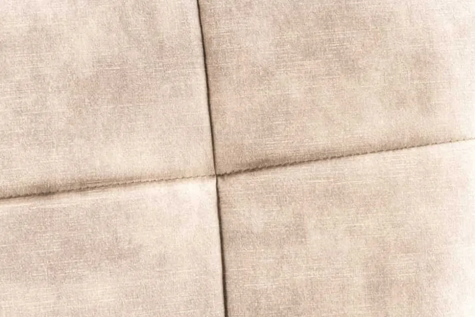 Moderner Sessel SCANDINAVIA champagner beige Samt schwarze Metallbeine mit Armlehne