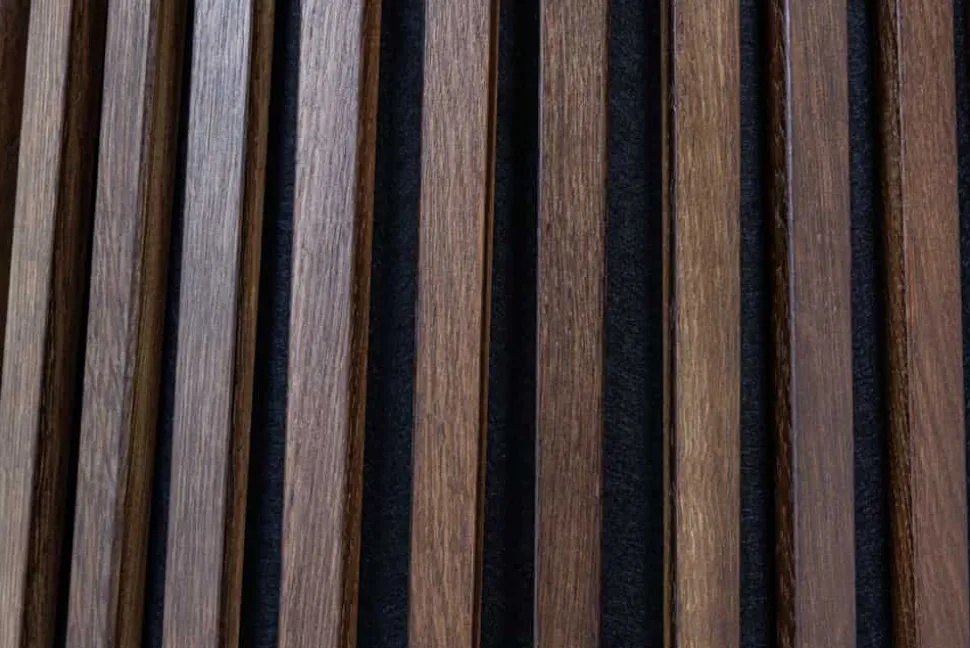 Runder Esstisch VALHALLA WOOD 120cm smoked Eichenholz Säulenfuß